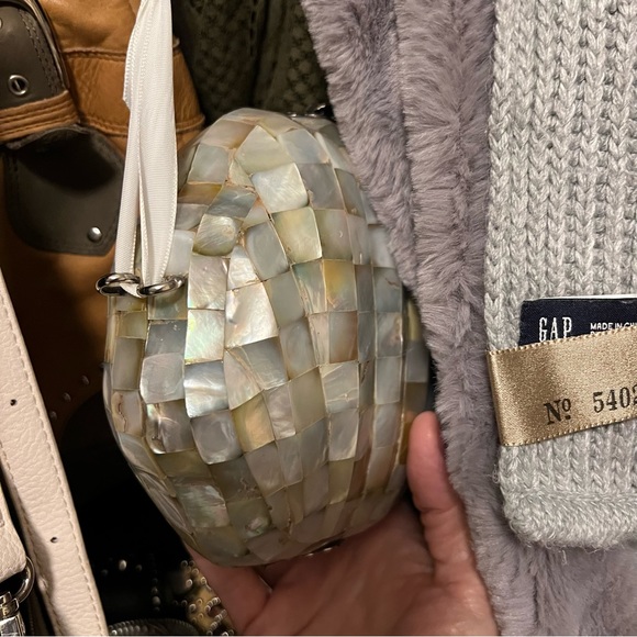 Gorgeous One of a Kind Ladies Evening Bag - Picture 6 of 6